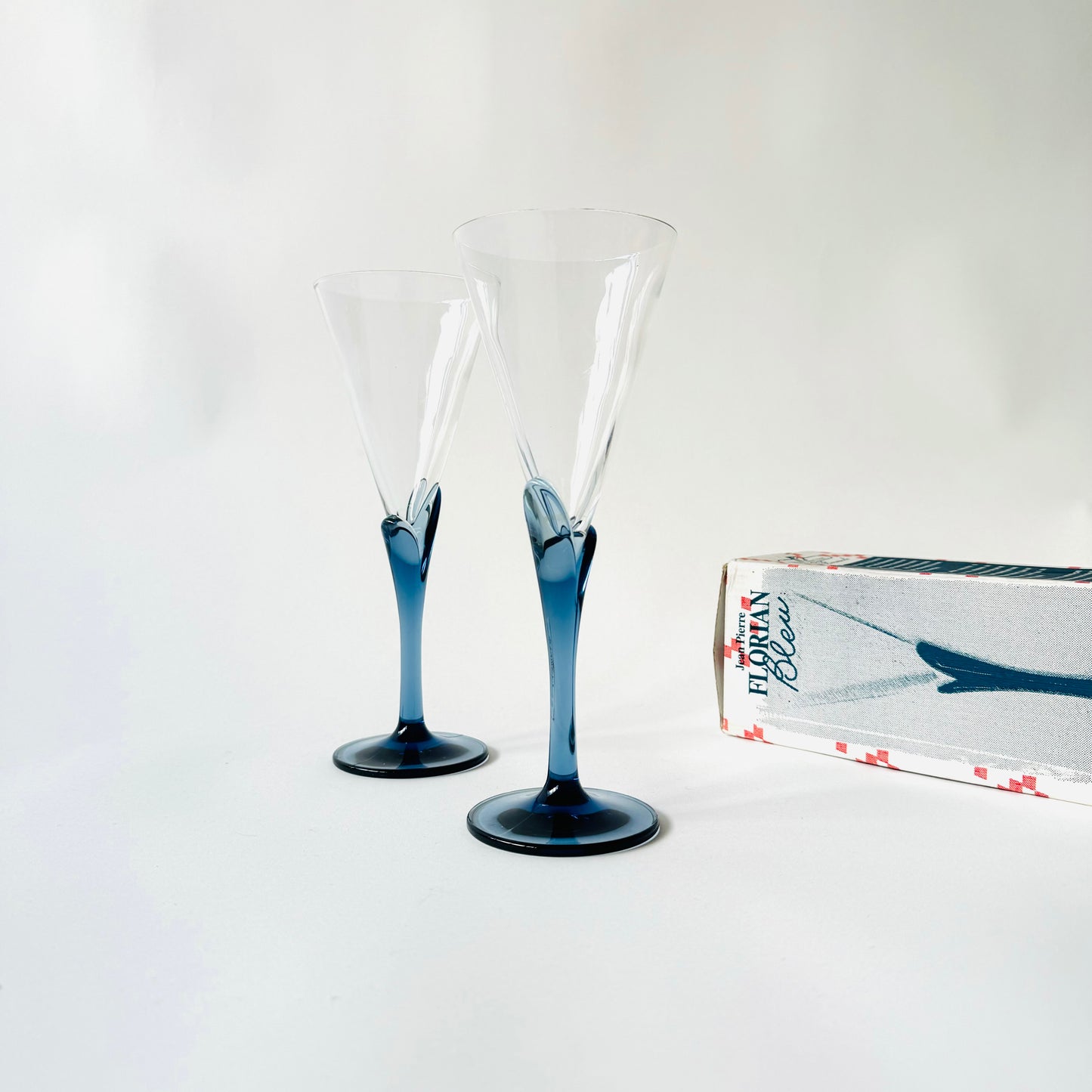 Set of two champaign glasses